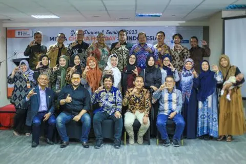 Halal Traveler Club Ajak Milenial Keliling Dunia Gratis
